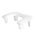 Croissant manicure support